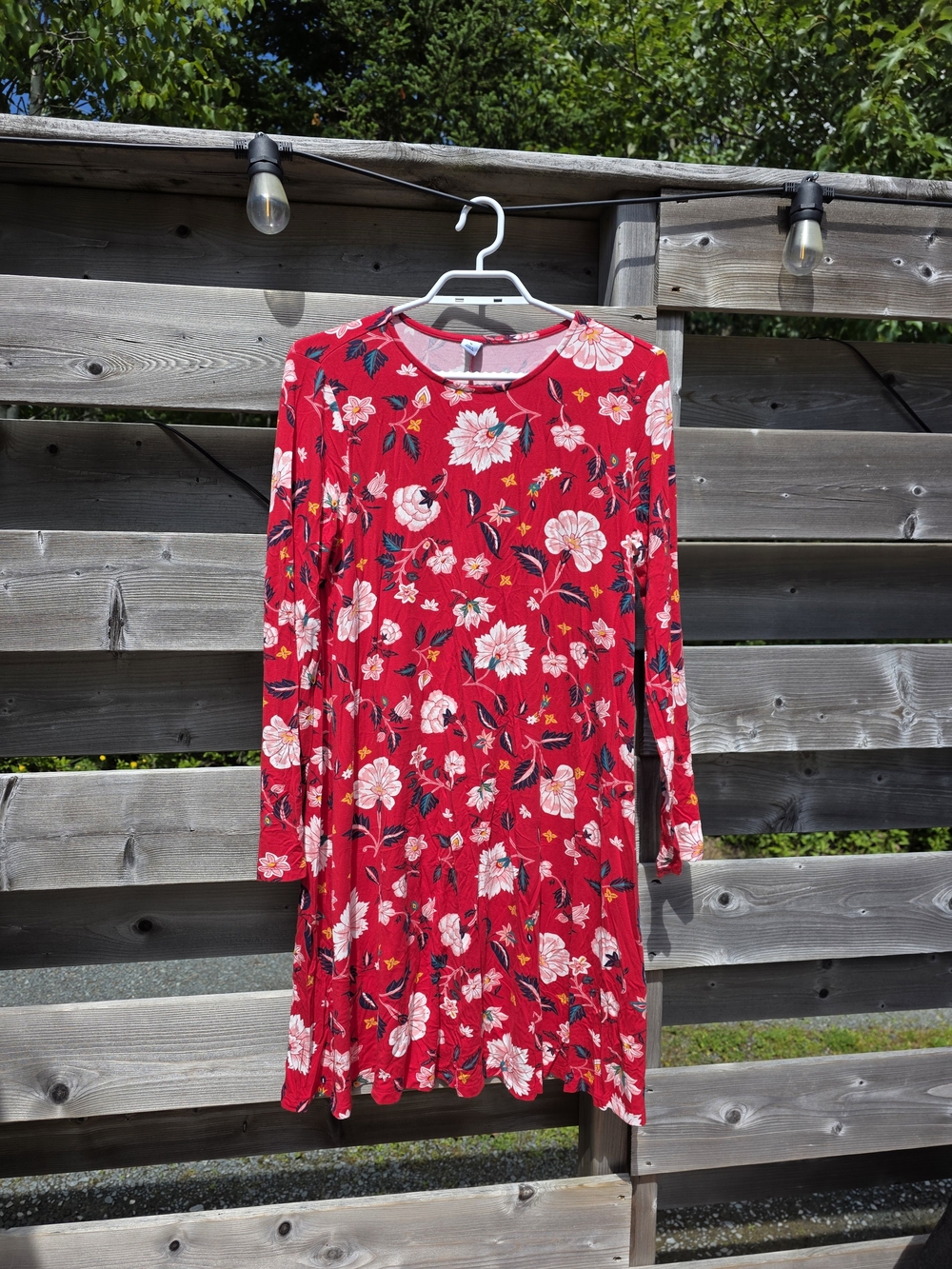 Long-Sleeve Relaxed Fitting Dress | Size Medium
